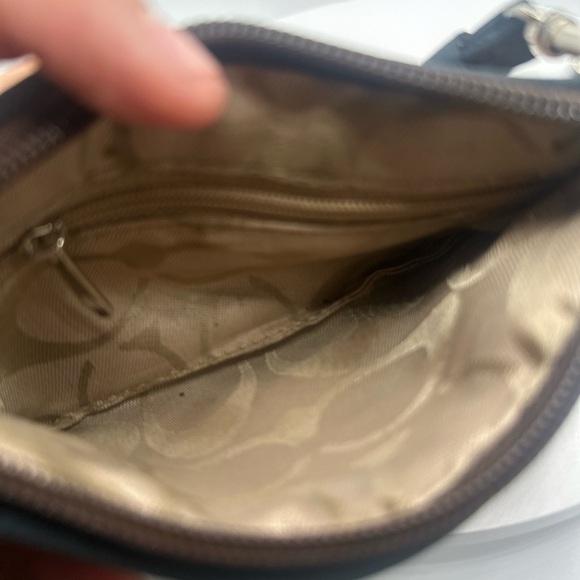 Brown vintage coach  Signature Wristlet - Picture 5 of 5